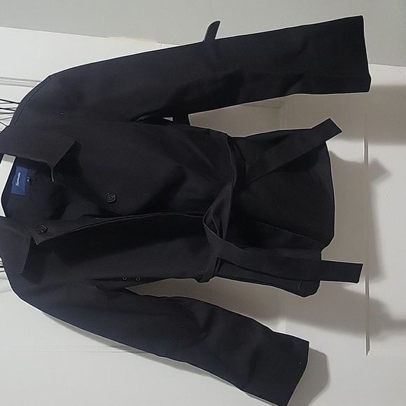 Faconnable women's black light weight jacket.Size XS. Button front. Belt tie. - Picture 1 of 2